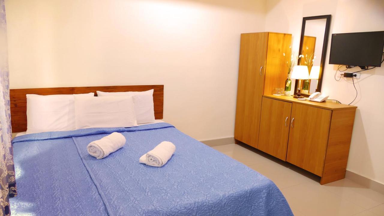 Countess Pension House Liloan Екстер'єр фото