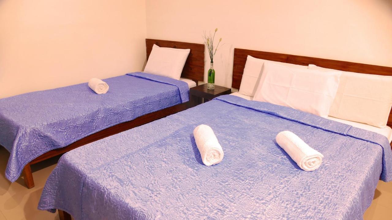 Countess Pension House Liloan Екстер'єр фото