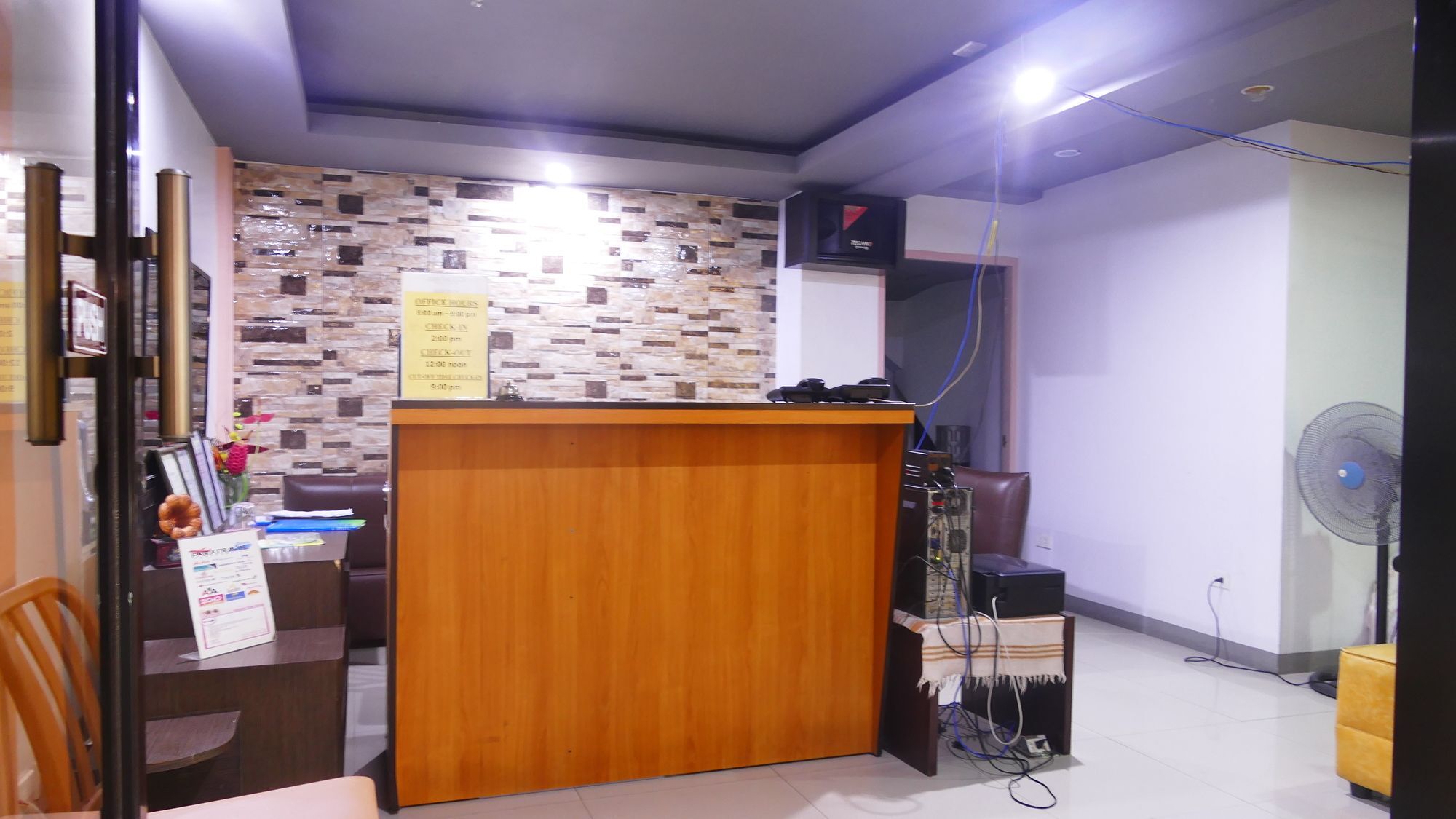 Countess Pension House Liloan Екстер'єр фото