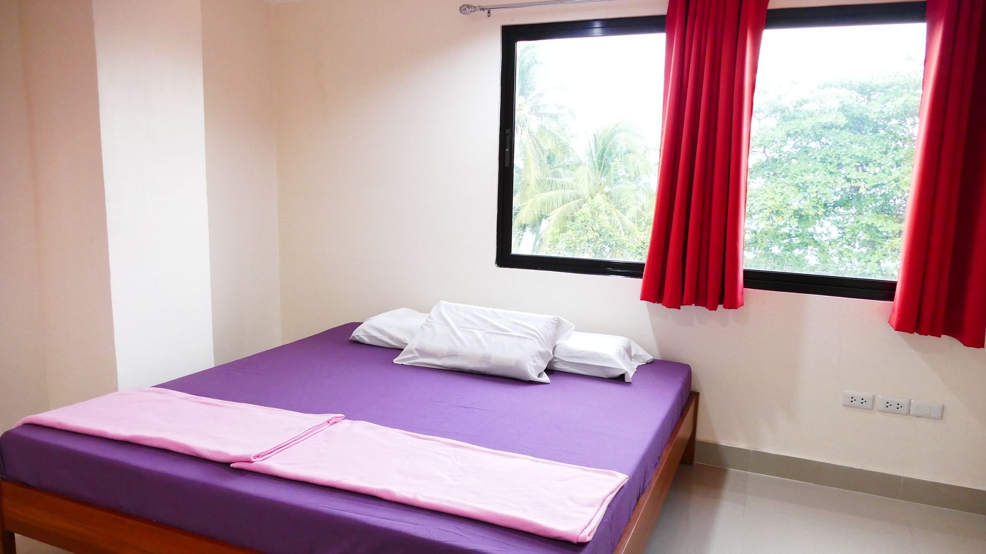 Countess Pension House Liloan Екстер'єр фото
