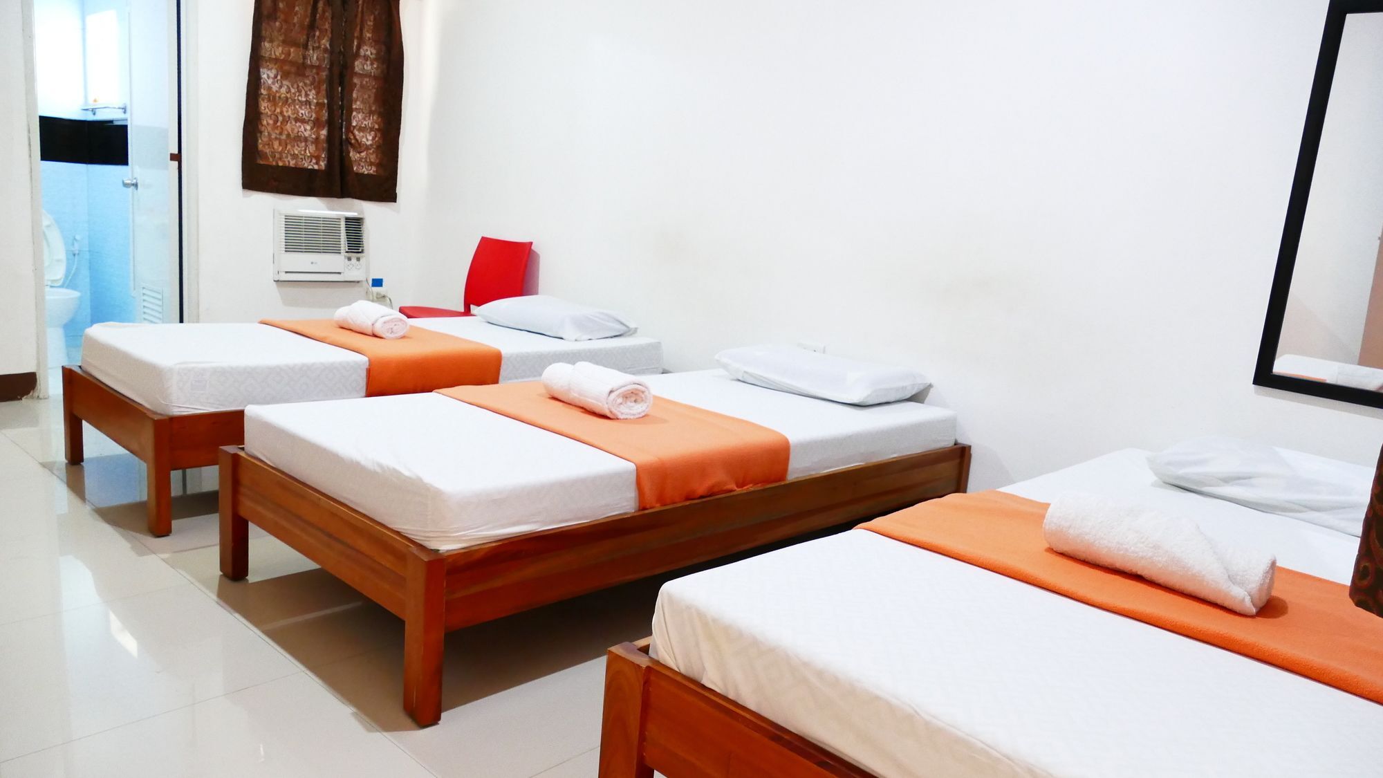 Countess Pension House Liloan Екстер'єр фото