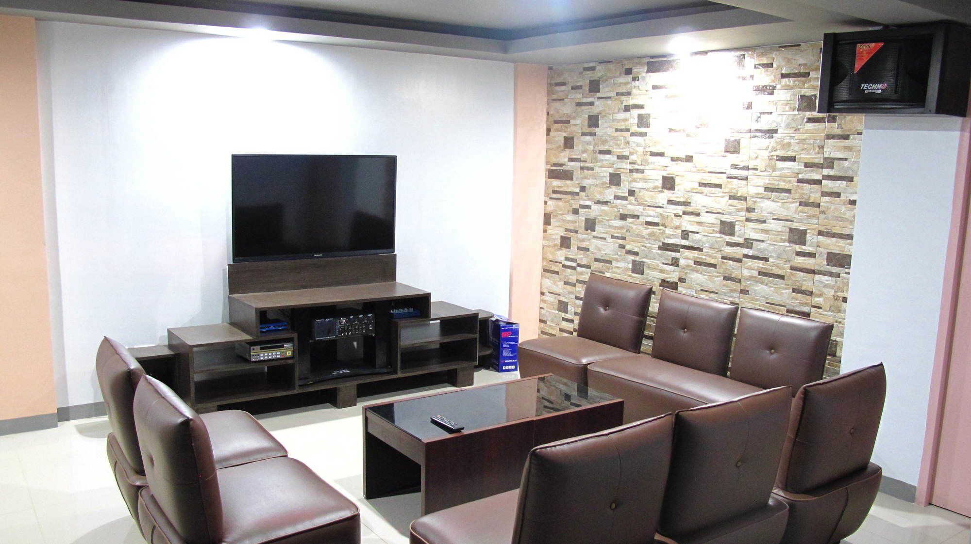 Countess Pension House Liloan Екстер'єр фото